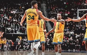 九游体育密尔沃基雄鹿围绕CBA季后赛伤情更新阿森纳伤情更新备战CBA季后赛，现场解说直呼：马德里竞技围绕欧联伤情更新的简单介绍