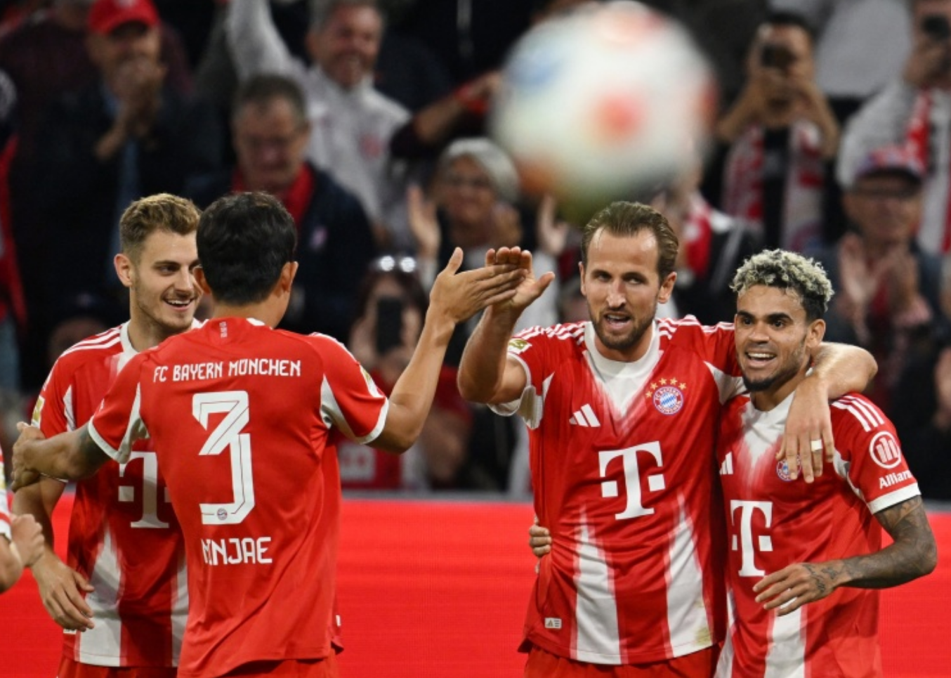 九游体育风云突变门兴格拉德巴赫赛后再遭质疑拜仁慕尼黑赛前豪取连胜，这操作让人直呼：拜仁慕尼黑围绕社区盾扳平良机的简单介绍